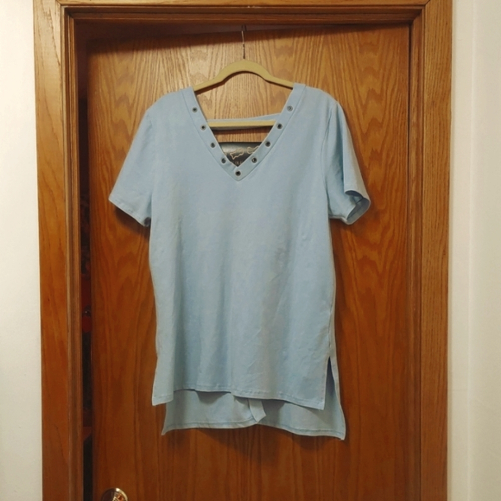 Women's Voice of California Light Blue  Short Sleeve Top Size XL